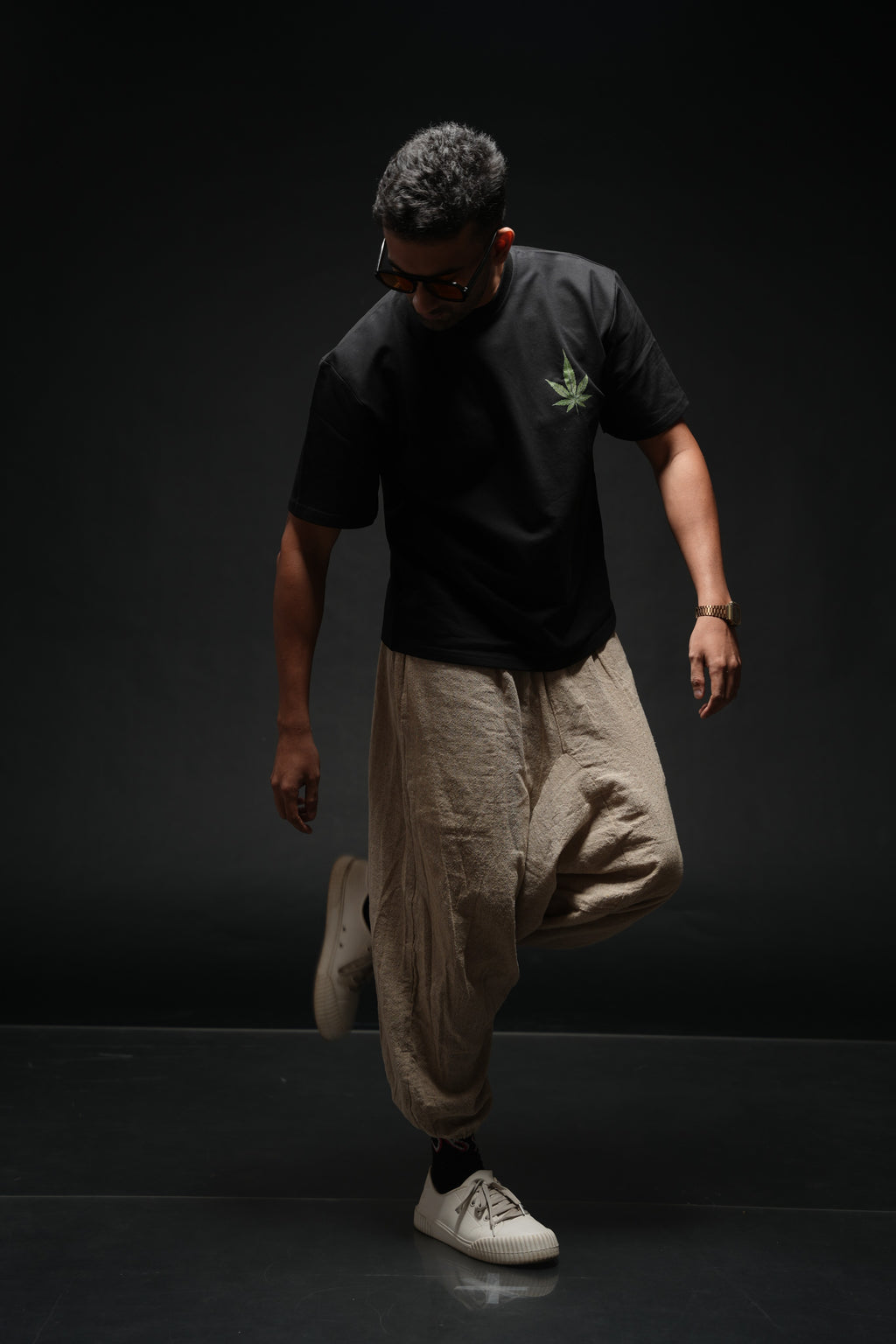 No Matter How Life Freaks – 260 GSM Premium Oversized Tee